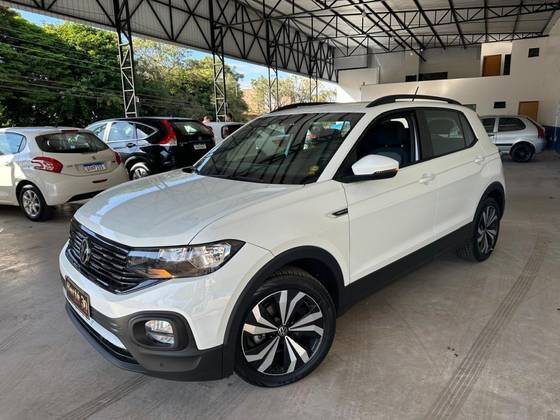 VOLKSWAGEN T-CROSS 1.0 200 TSI TOTAL FLEX COMFORTLINE AUTOMÁTICO VOLKSWAGEN T-CROSS 1.0 200 TSI TOTAL FLEX COMFORTLINE AUTOMÁTICO